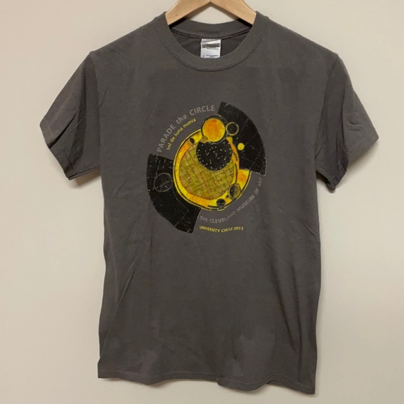 4/$24🦩 Parade the Circle Sol de Luna Nueva T-shirt Size Small Unisex Grey - Picture 1 of 7